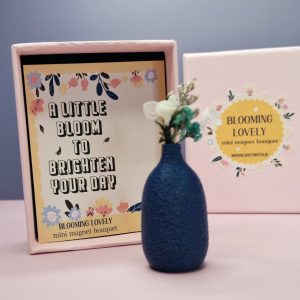 A Little Bloom - Blooming Lovely Mini Magnetic Vase